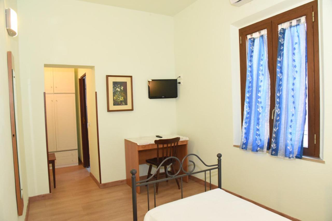 Albergo La Rosetta Чиуси Экстерьер фото